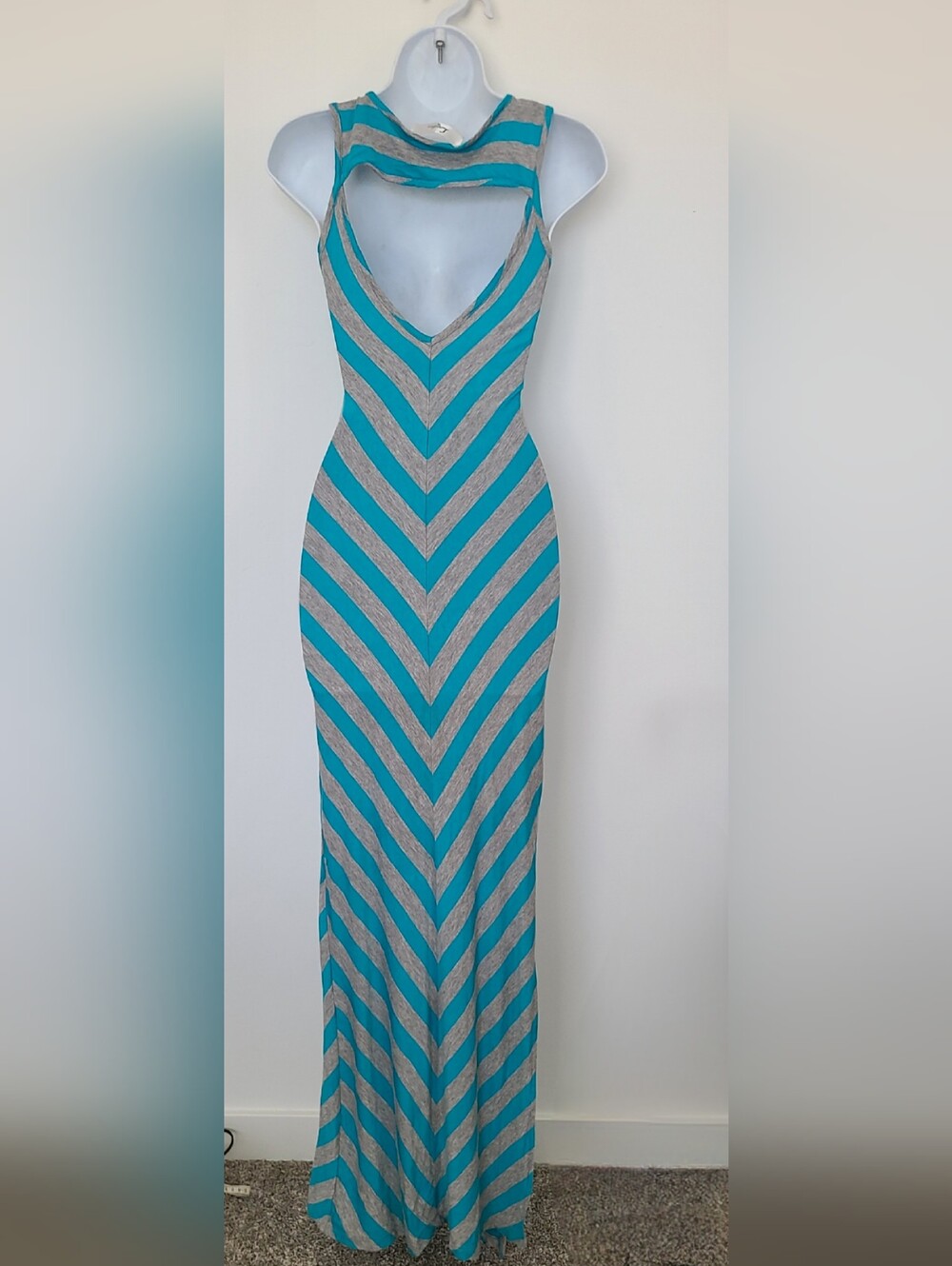 Ludia chevron dress, sun dress, summer dress, keyhole dress, maxi Chevron dress - Picture 3 of 7